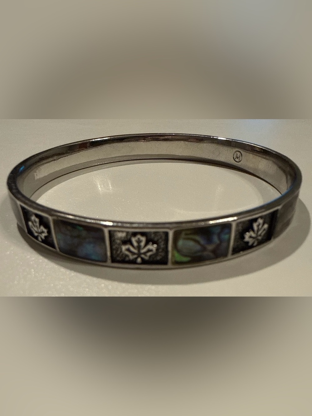 Vintage Signed M Bangle Abalone Shell Inlay Silver Tone Maple Canada Leaf 2-3/4"